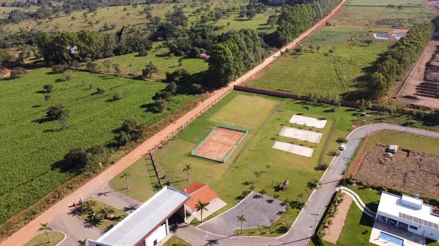 Foto 1 de Lote/Terreno à venda, 1998m² em Zona Rural, Bela Vista de Goiás