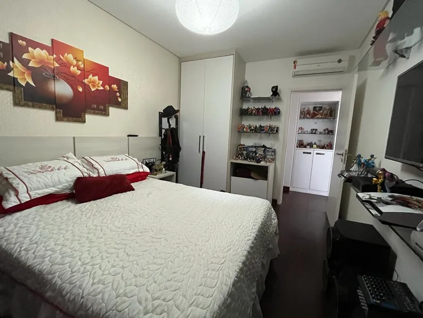Foto 1 de Apartamento com 4 Quartos à venda, 237m² em Barra, Salvador