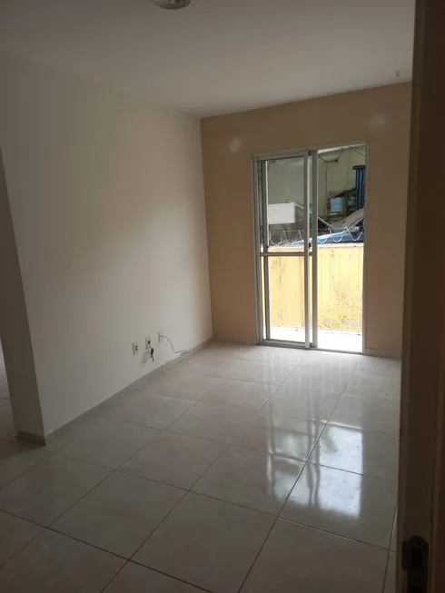 Foto 1 de Apartamento com 3 Quartos à venda, 52m² em Caji, Lauro de Freitas