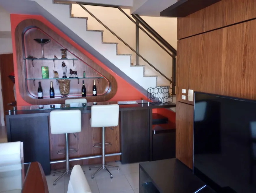 Foto 1 de Apartamento com 4 Quartos à venda, 200m² em Braga, Cabo Frio
