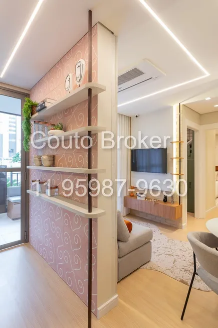 Foto 1 de Apartamento com 2 Quartos à venda, 34m² em Santo Amaro, São Paulo