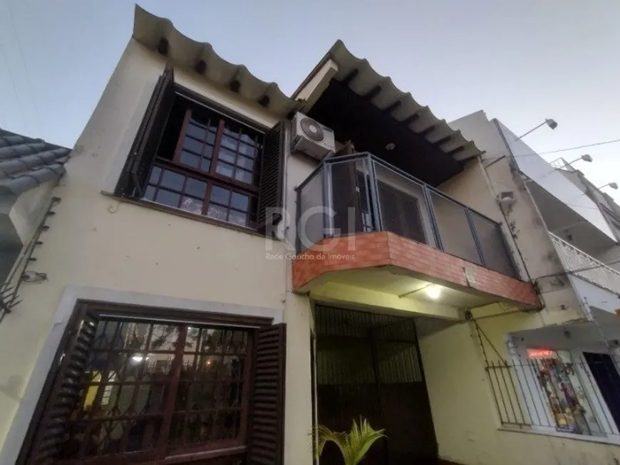 Foto 1 de Casa com 4 Quartos à venda, 298m² em Santana, Porto Alegre