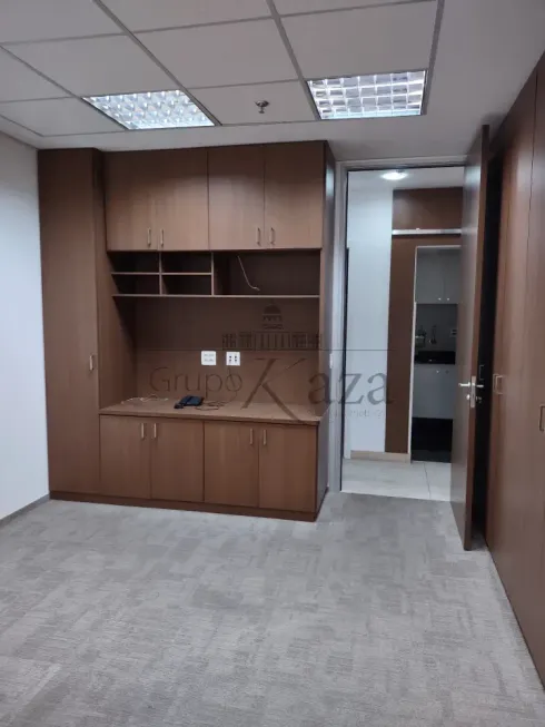 Foto 1 de Sala Comercial com 1 Quarto para alugar, 107m² em Brooklin, São Paulo