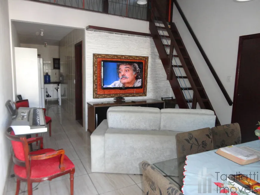 Foto 1 de Casa com 2 Quartos à venda, 46m² em Viaduto, Araruama
