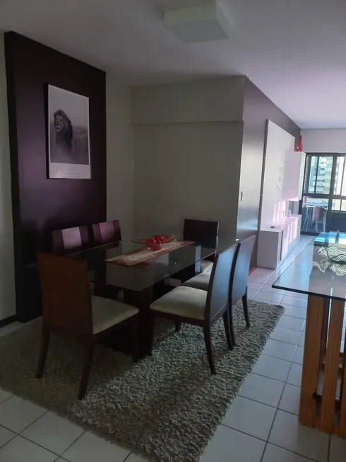 Foto 1 de Apartamento com 3 Quartos à venda, 110m² em Ponta Verde, Maceió