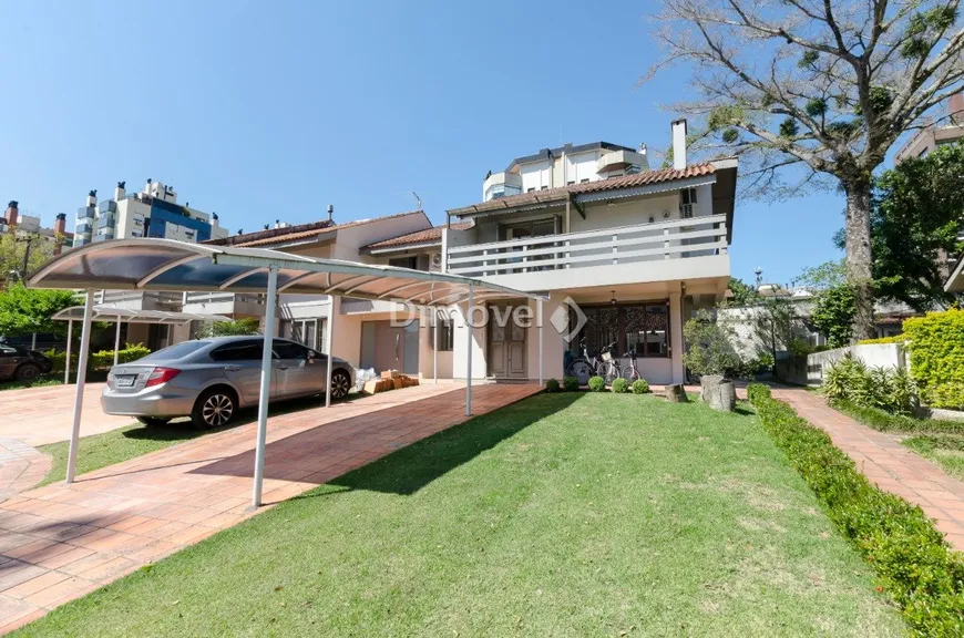 Foto 1 de Casa de Condomínio com 3 Quartos à venda, 200m² em Tristeza, Porto Alegre