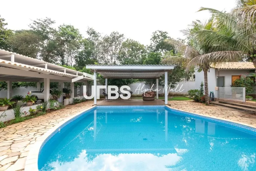 Foto 1 de Fazenda/Sítio com 4 Quartos à venda, 300m² em Residencial Villa Verde , Senador Canedo