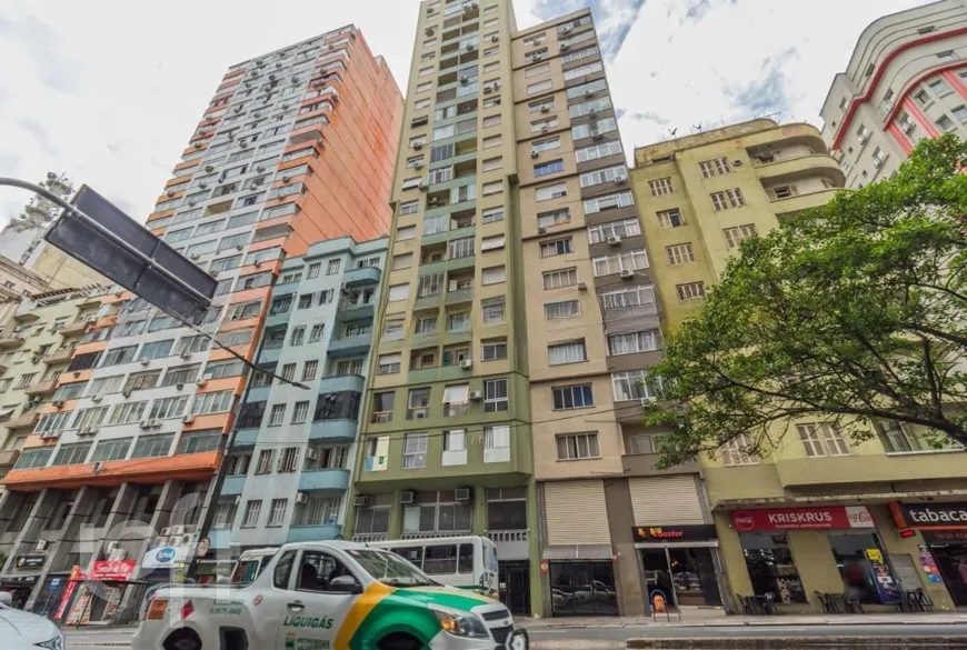 Foto 1 de Apartamento com 1 Quarto à venda, 60m² em Centro Histórico, Porto Alegre