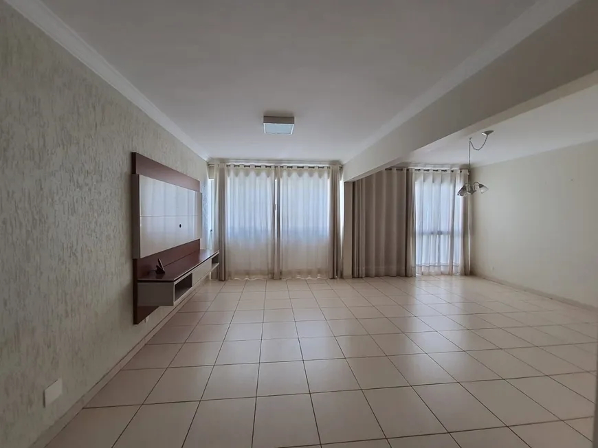 Foto 1 de Apartamento com 4 Quartos à venda, 164m² em Centro, Uberlândia
