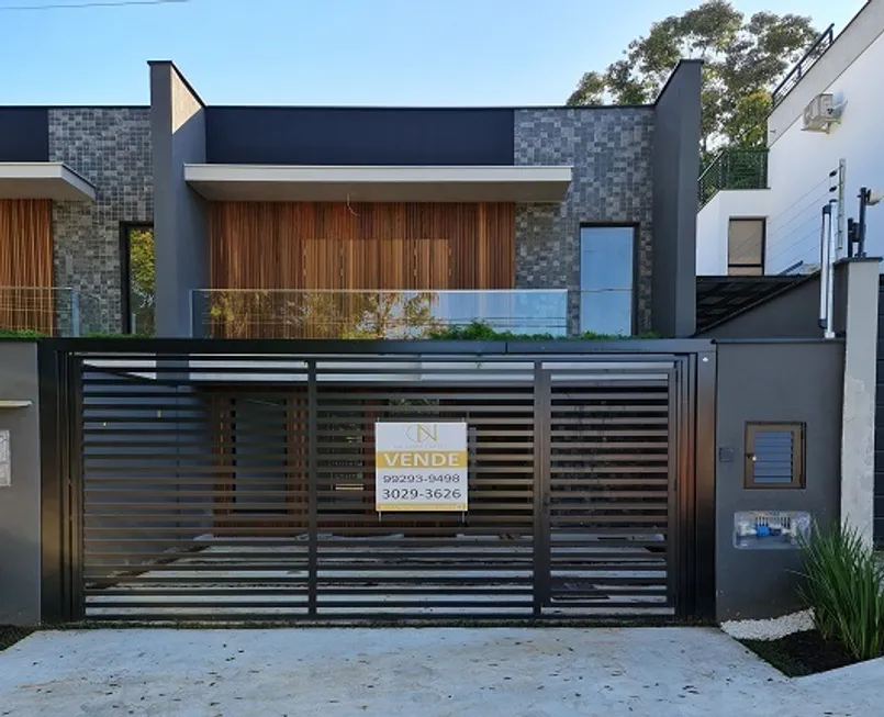 Foto 1 de Casa com 3 Quartos à venda, 151m² em América, Joinville