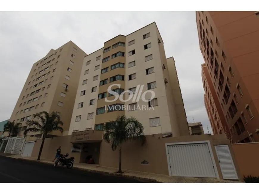 Foto 1 de Apartamento com 3 Quartos à venda, 100m² em Saraiva, Uberlândia