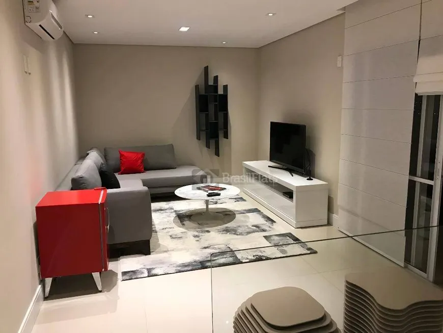 Foto 1 de Apartamento com 3 Quartos para alugar, 175m² em Brooklin, São Paulo