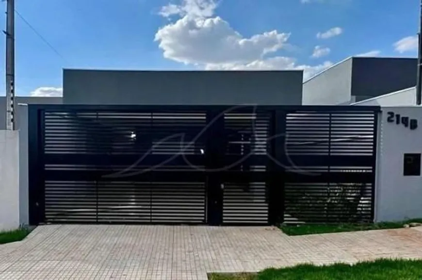 Foto 1 de Casa com 3 Quartos à venda, 125m² em Jardim Munique, Maringá