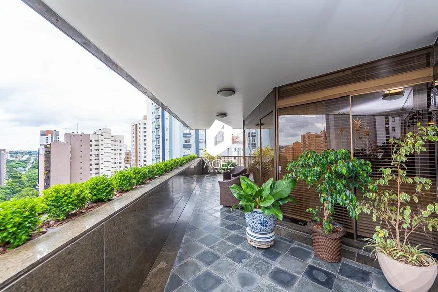 Foto 1 de Apartamento com 4 Quartos à venda, 558m² em Cabral, Curitiba