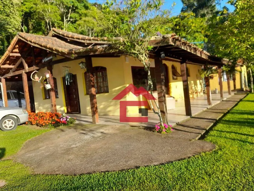 Foto 1 de Fazenda/Sítio com 4 Quartos à venda, 1200m² em Centro, São Roque