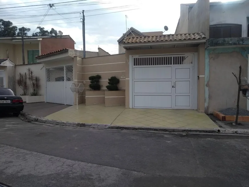 Foto 1 de Sobrado com 2 Quartos à venda, 191m² em Jardim dos Ipês, Suzano