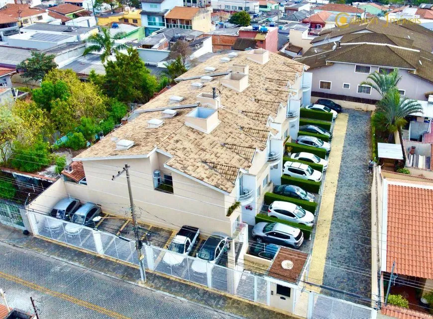 Foto 1 de Sobrado com 3 Quartos à venda, 115m² em Vila Augusta, Guarulhos