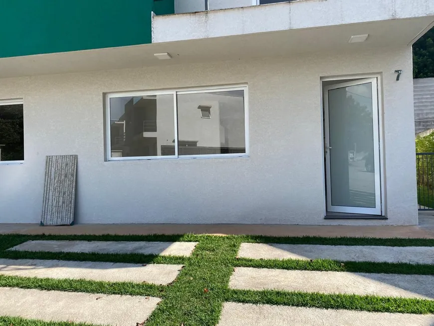 Foto 1 de Casa com 3 Quartos à venda, 140m² em Jardim Pioneira, Cotia