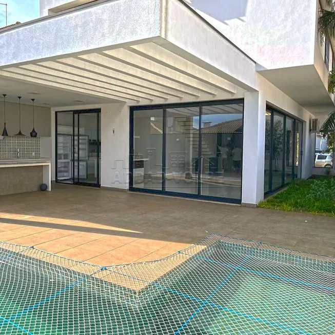 Foto 1 de Casa de Condomínio com 4 Quartos à venda, 332m² em Jardim Estoril II, Bauru