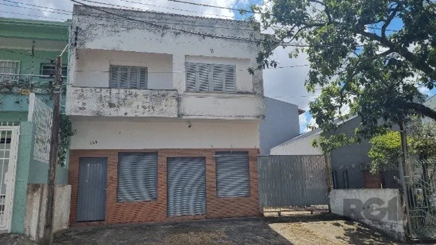 Foto 1 de Casa com 3 Quartos à venda, 215m² em Jardim Itú Sabará, Porto Alegre