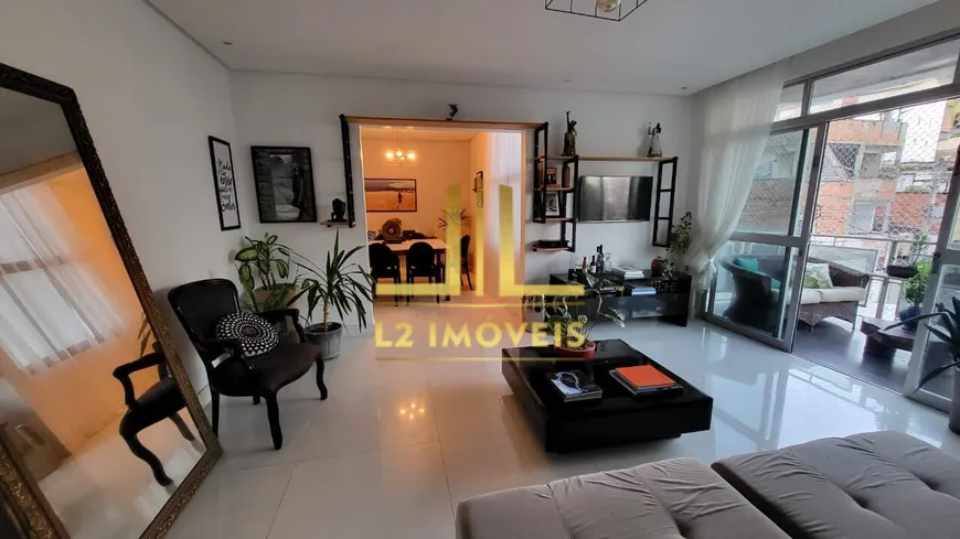 Foto 1 de Apartamento com 4 Quartos à venda, 202m² em Costa Azul, Salvador