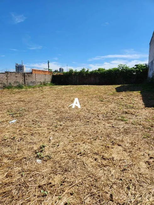 Foto 1 de Lote/Terreno à venda, 900m² em Pampulha, Uberlândia