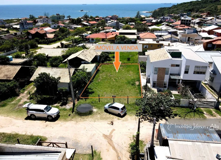 Foto 1 de Lote/Terreno à venda, 324m² em Praia da Ribanceira, Imbituba