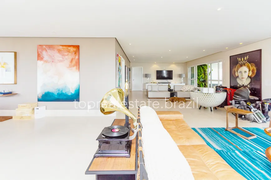 Foto 1 de Apartamento com 4 Quartos para venda ou aluguel, 440m² em Panamby, São Paulo