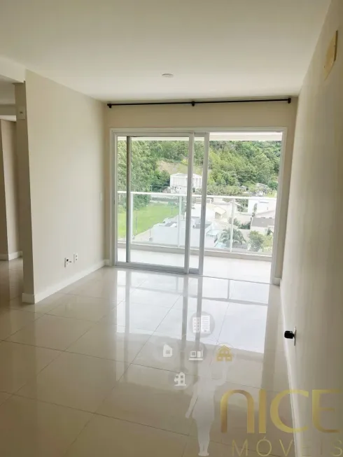 Foto 1 de Apartamento com 3 Quartos para alugar, 74m² em Ressacada, Itajaí