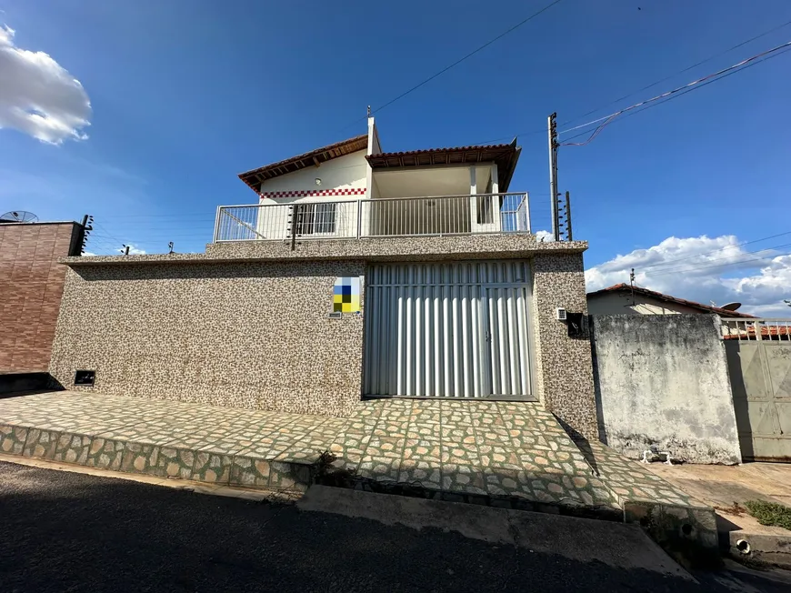 Foto 1 de Casa com 5 Quartos à venda, 250m² em Bela Vista, Teresina