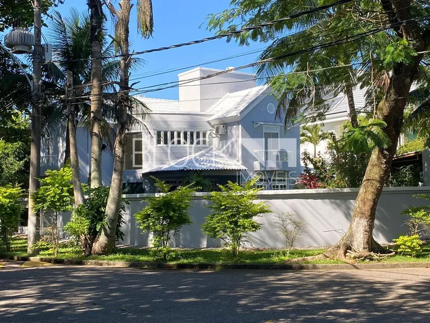 Foto 1 de Casa de Condomínio com 8 Quartos à venda, 396m² em Recreio Dos Bandeirantes, Rio de Janeiro