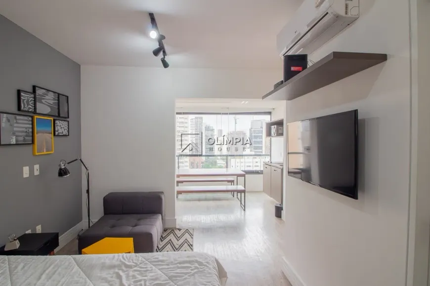 Foto 1 de Apartamento com 1 Quarto para alugar, 42m² em Vila Olímpia, São Paulo