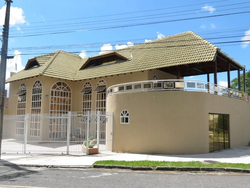 Foto 1 de Casa com 4 Quartos à venda, 240m² em Alto, Curitiba