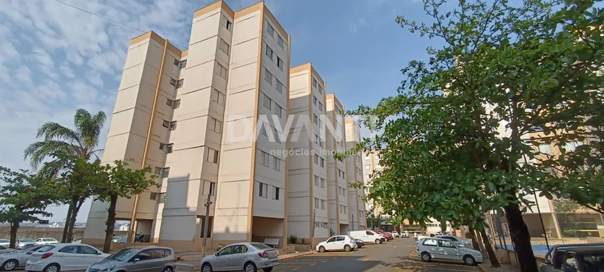 Foto 1 de Apartamento com 3 Quartos à venda, 42m² em Taquaral, Campinas