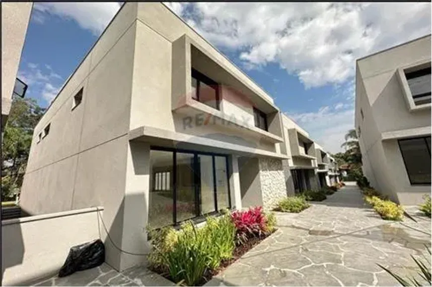 Foto 1 de Casa com 4 Quartos à venda, 850m² em Chácara Santo Antônio, São Paulo