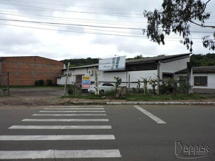 Foto 1 de Galpão/Depósito/Armazém à venda, 326m² em São José, Novo Hamburgo