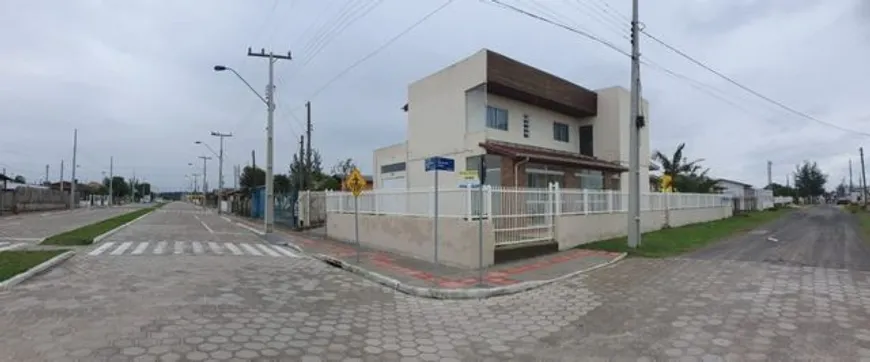 Foto 1 de Casa com 2 Quartos à venda, 249m² em Jardim Ultramar, Balneário Gaivota