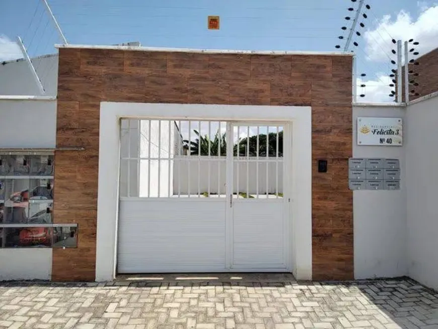 Foto 1 de Apartamento com 2 Quartos à venda, 49m² em Pedras, Itaitinga