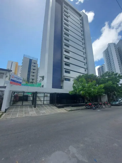 Foto 1 de Apartamento com 4 Quartos à venda, 186m² em Parnamirim, Recife