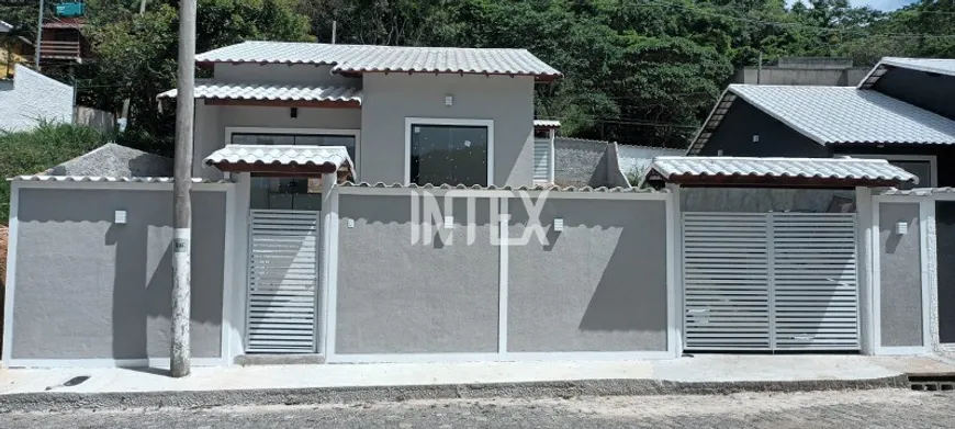 Foto 1 de Casa de Condomínio com 2 Quartos à venda, 61m² em Várzea das Moças, São Gonçalo