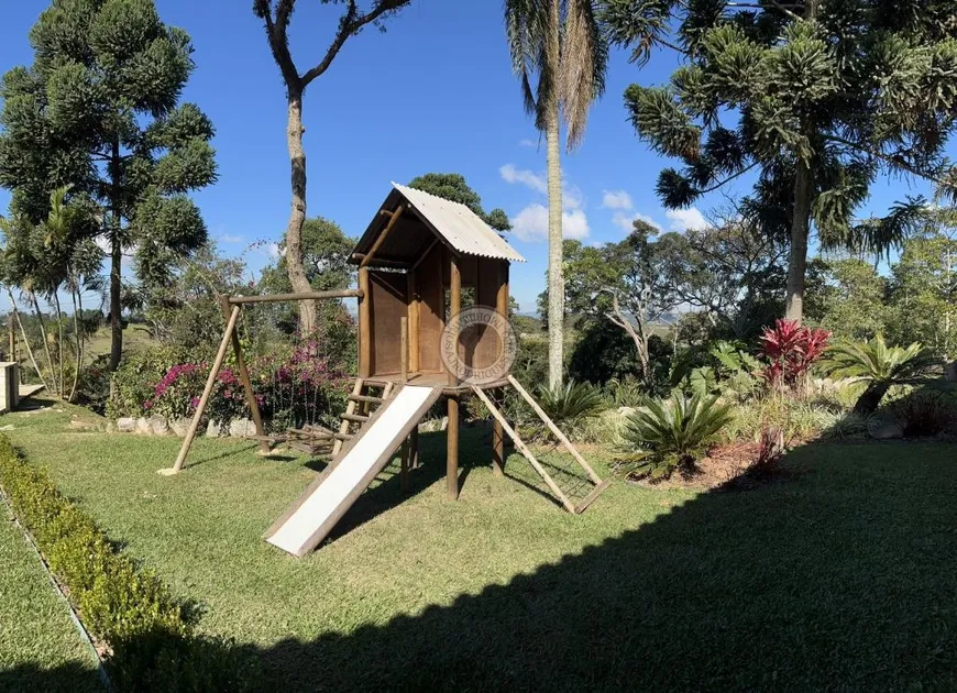 Foto 1 de Fazenda/Sítio com 4 Quartos à venda, 500m² em Setubal, Mairinque