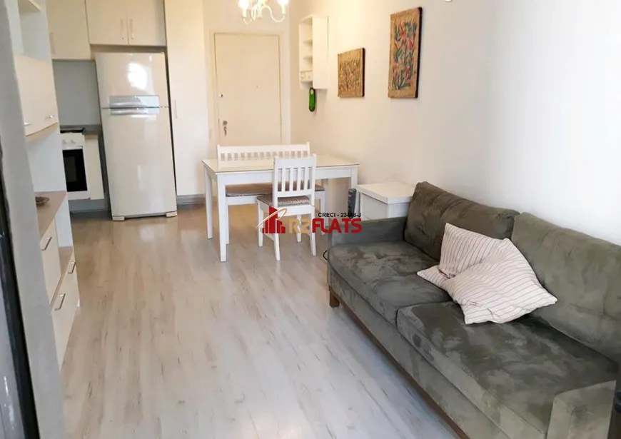 Foto 1 de Flat com 1 Quarto para alugar, 45m² em Jardins, São Paulo