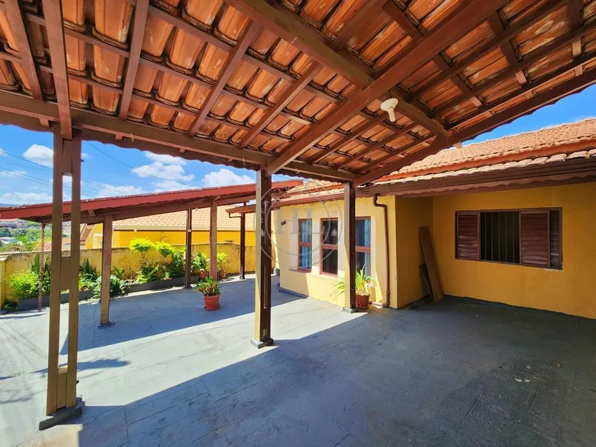 Foto 1 de Casa com 3 Quartos à venda, 190m² em JARDIM SAO CRISTOVAO, Valinhos