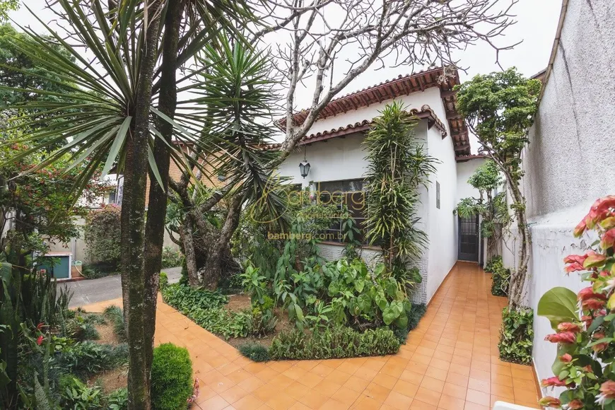 Foto 1 de Casa com 3 Quartos à venda, 270m² em Brooklin, São Paulo