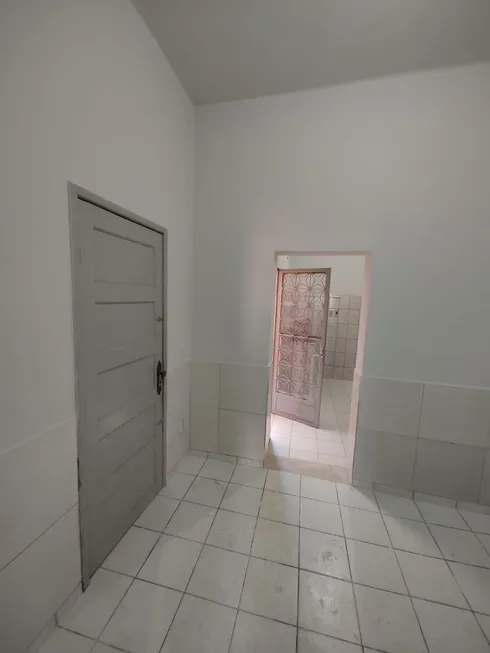 Foto 1 de Casa com 2 Quartos para alugar, 75m² em Bonsucesso, Rio de Janeiro