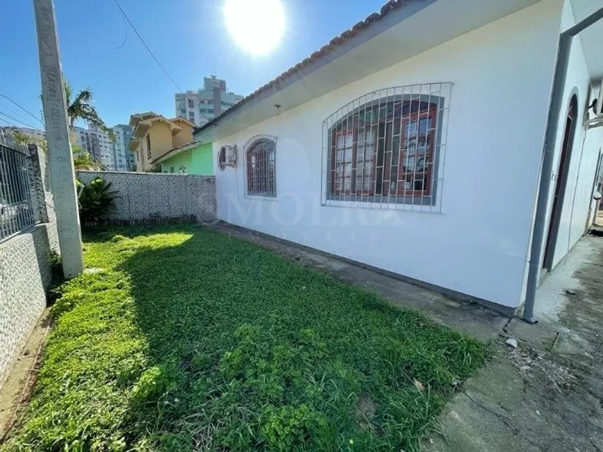 Foto 1 de Casa com 3 Quartos à venda, 360m² em Parque São Jorge, Florianópolis