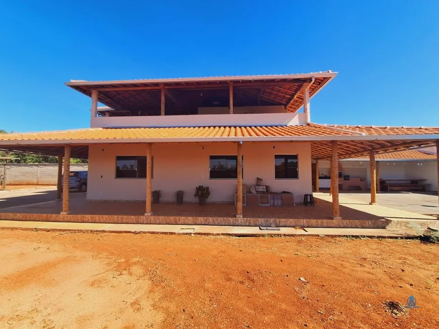 Foto 1 de Fazenda/Sítio com 3 Quartos à venda, 258m² em Canto Da Siriema, Jaboticatubas