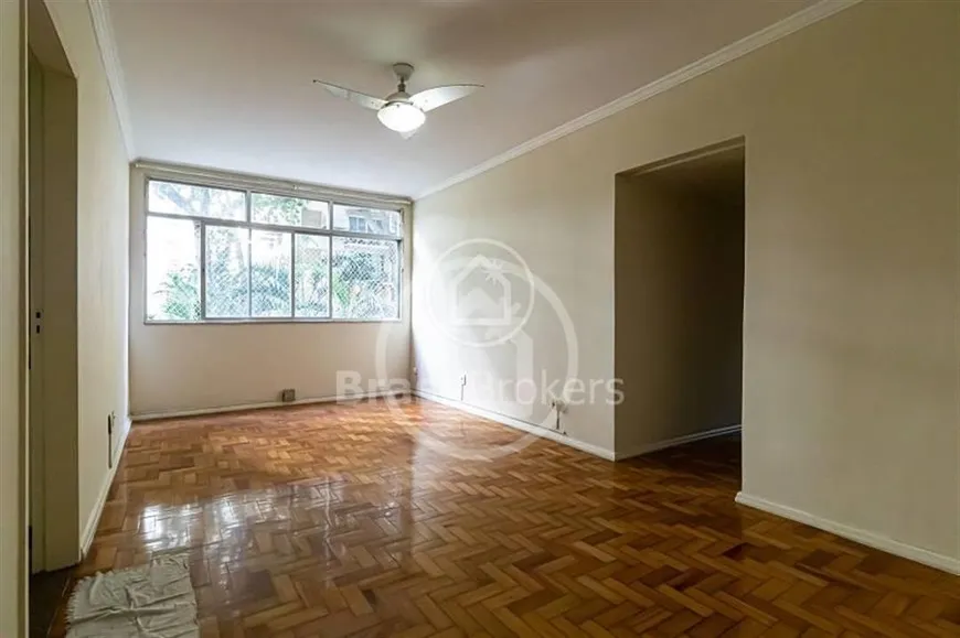 Foto 1 de Apartamento com 3 Quartos à venda, 84m² em Leblon, Rio de Janeiro