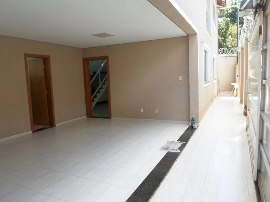 Foto 1 de Sobrado com 3 Quartos à venda, 360m² em São Miguel Paulista, São Paulo