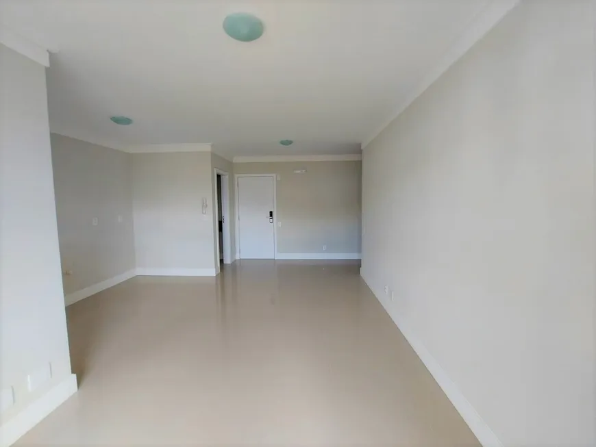 Foto 1 de Apartamento com 2 Quartos à venda, 108m² em Centro, Florianópolis
